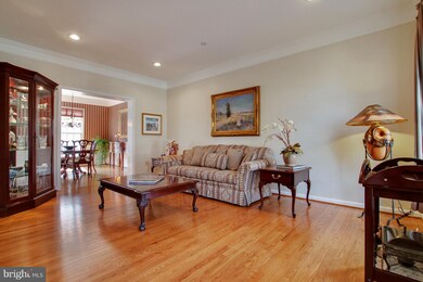 21523 Manor View Cir, Germantown, MD 20876 - photo 3