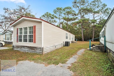 1134 Kelly Dr, Hinesville, GA 31313 - photo 2