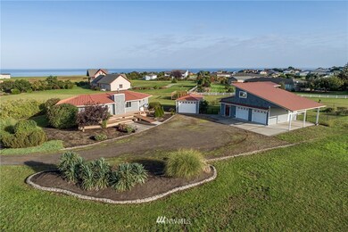 Main Cottage - Garage Studio - 3-car garage + Carport