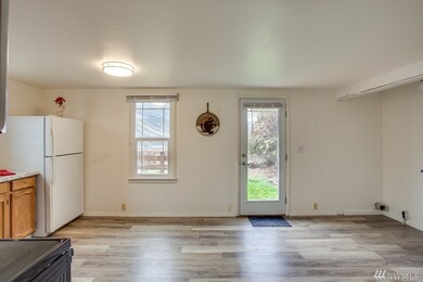 520 Rock Island Rd, East Wenatchee, WA 98802 - photo 2