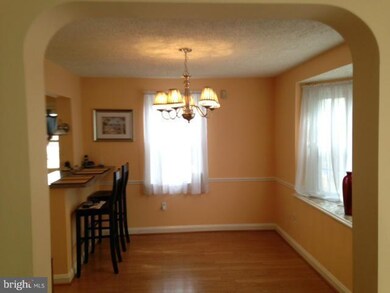 5825 Plumer Ave, Baltimore, MD 21206 - photo 7