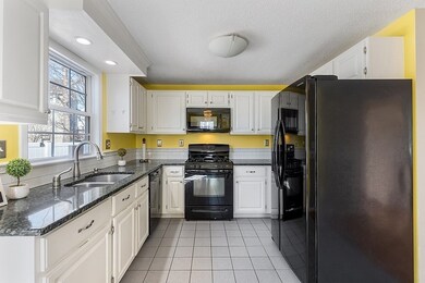 28 Evelyn Ct, Dracut, MA 01826 - photo 7