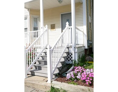 8 Leon St, Somerville, MA 02143 - photo 2
