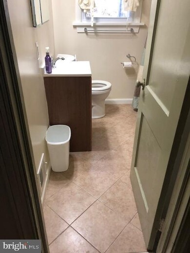 2621 Newton St, Silver Spring, MD 20902 - photo 5