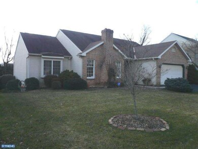 2945 Linda Ln, Reading, PA 19608 - photo 3