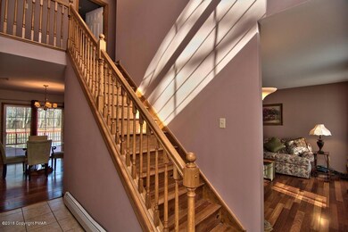 364 Cascade Dr, Effort, PA 18330 - photo 4