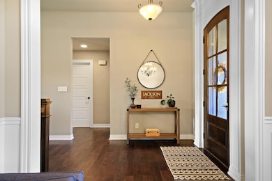 7-web-or-mls-Gold Finch 6504 (7)