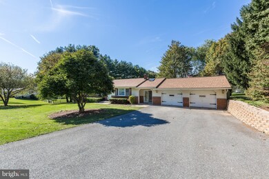 7006 Carmae Rd, Sykesville, MD 21784 - photo 2