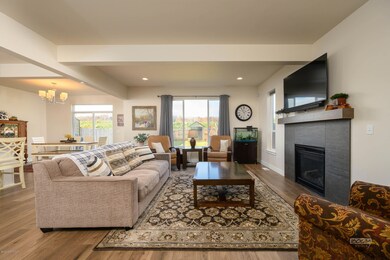 7824 Gate Creek Dr-7