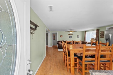 958 N 3555 Rd E, Neoga, IL 62447 - photo 5