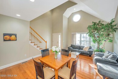 59 Le Grande Ave unit 2, Greenwich, CT 06830 - photo 3