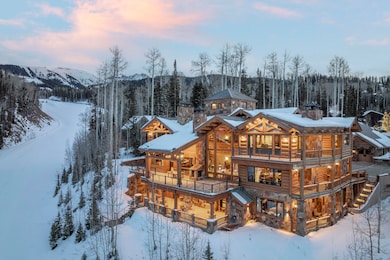 02 Drone-Exterior-Glow-Sundance