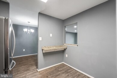 7614 Jordon Hollow Ct, Manassas, VA 20109 - photo 5