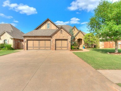 19700 Crest Ridge Dr, Edmond, OK 73012 - photo 3