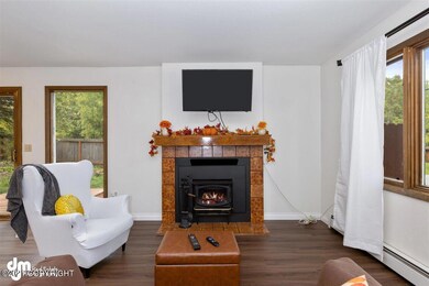 05-Living Room-ELKO1033