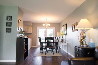 635 N Holly Ln, Griffith, IN 46319 - photo 5