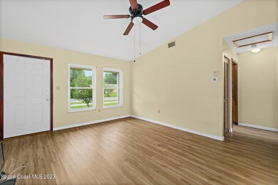 691 De Groodt Rd SW, Palm Bay, FL 32908-