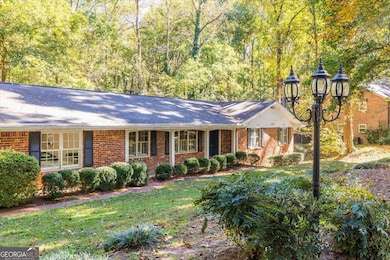 2350 Oxbow Cir, Stone Mountain, GA 30087 - photo 3