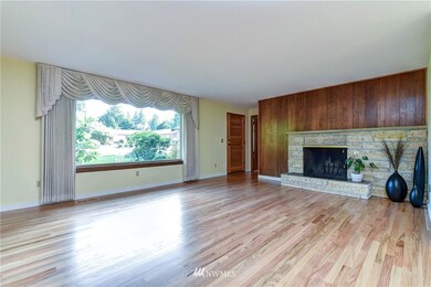 8125 186th St SW, Edmonds, WA 98026 - photo 5