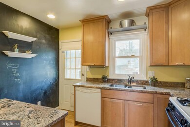 6908 Duke Dr, Alexandria, VA 22307 - photo 3