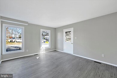 3433 Saluda Rd, Nottingham, MD 21236 - photo 6