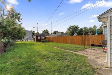 1631 S Scott St, South Bend, IN 46613 - photo 3