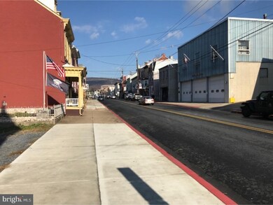 146 S 4th St, Hamburg, PA 19526 - photo 3