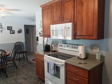 4 Clover St, Claremont, NH 03743 - photo 7