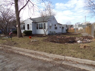 1106 C St, La Porte, IN 46350 - photo 2