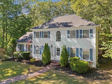 18 Julia Dr, Hooksett, NH 03106 - photo 2