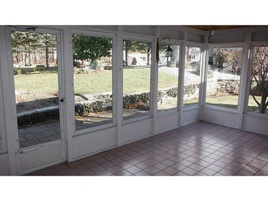 117 Simmonsville Ave, Johnston, RI 02919 - photo 6