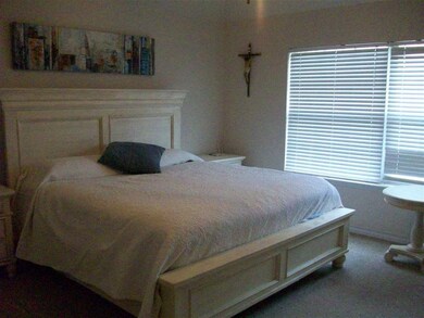 209 Blue Jay Ln, Laredo, TX 78045 - photo 5