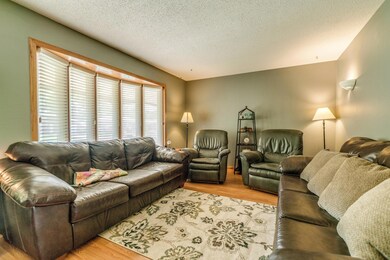 622MeadowLn_0001