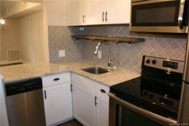 951 Hollywood St unit B, Charlotte, NC 28211 - photo 5