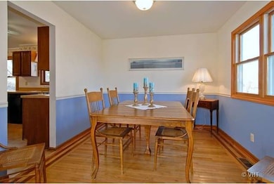 543 Stewart St, Batavia, IL 60510 - photo 4