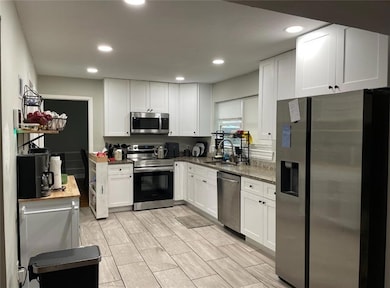 3805 N Deerwood Dr, Harvey, LA 70058 - photo 3