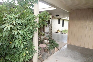 800 E 8th St, Weslaco, TX 78596 - photo 6