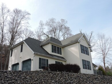 106 Osprey Ct, East Stroudsburg, PA 18301 - photo 2