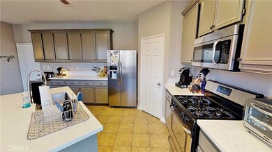 33192 Kennedy Ct, Temecula, CA 92592 - photo 7