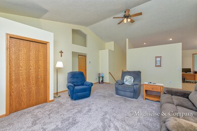 04 Living Room