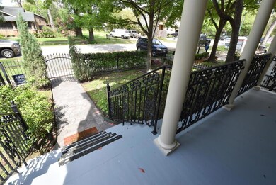 704 E 9th St, Houston, TX 77007 - photo 2