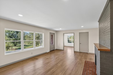 74 Summit Ave, Burnside, KY 42519 - photo 6