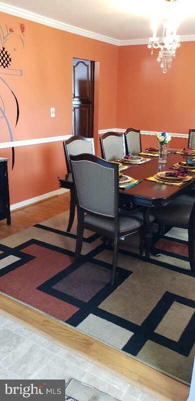 8413 Snowden Loop Ct, Laurel, MD 20708 - photo 4