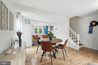 1653 Fieldthorn Dr, Reston, VA 20194 - photo 5