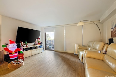 One Waterfront Towers unit MAUKA503, Honolulu, HI 96813 - photo 2