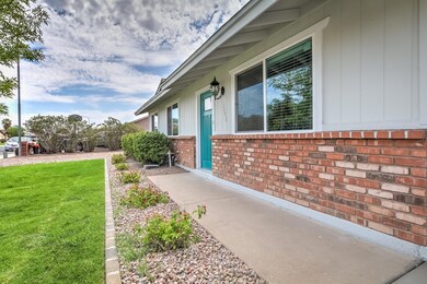 2641 E Juanita Ave-5