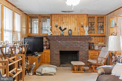 4510 Poplar Ave, Halethorpe, MD 21227 - photo 5