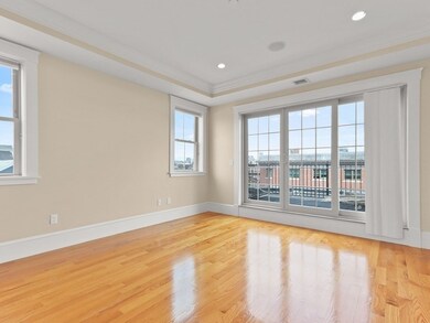 689 E 4th St unit 7, South Boston, MA 02127 - photo 6
