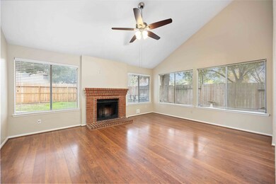 15810 Oak Mountain Dr, Houston, TX 77095 - photo 3