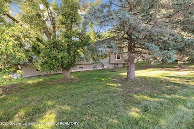 15364 Wright Rd, Grand Ledge, MI 48837 - photo 2